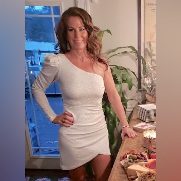 Brightly Shining Silver Metallic One-Shoulder Mini Dress (Worn Once) - Picture 7 of 7